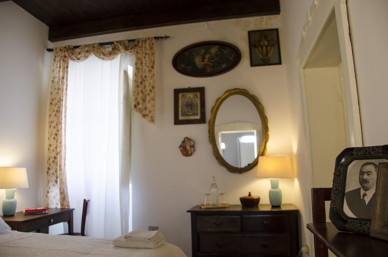 Antica Casa Cristofori Bed & Breakfast Usini Ngoại thất bức ảnh